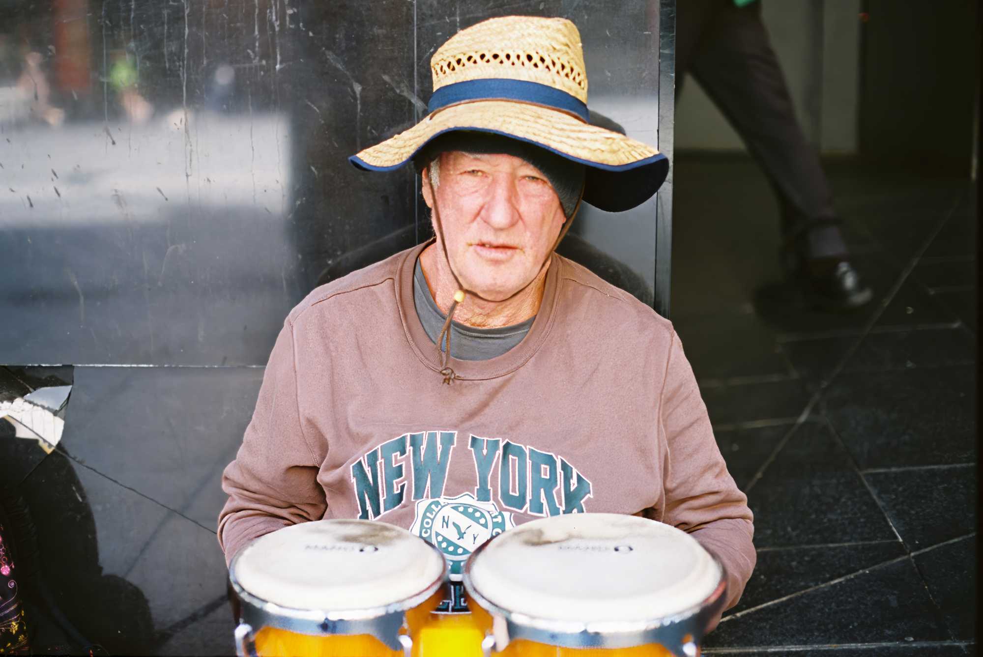 THE BONGO PLAYER
