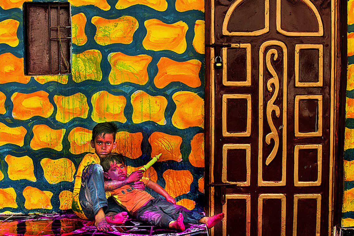 Holi Kids