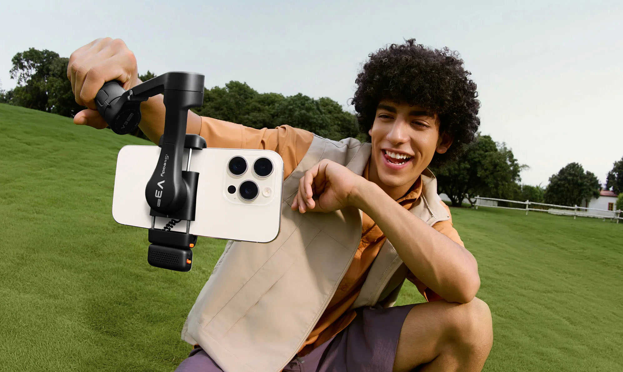 Hohem iSteady V3 Ultra smartphone gimbal