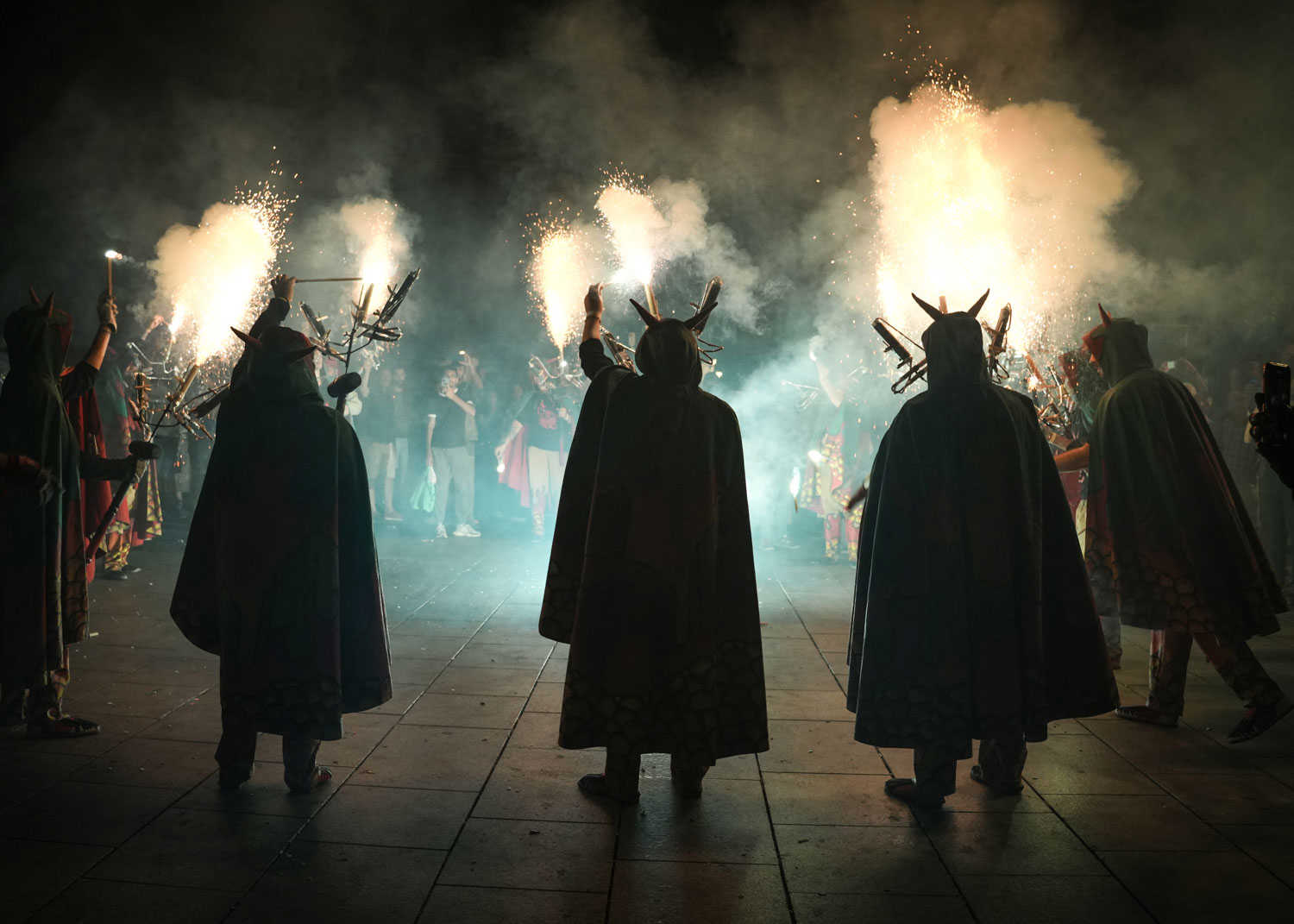 Festival street photography by Mark Tytell